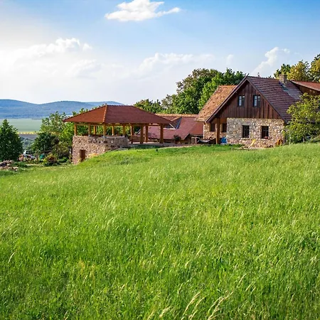 Apartamento Takács Tanya *